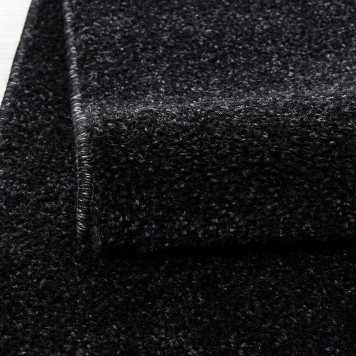 Anthracite Plain Solid Rug - TidySpaces