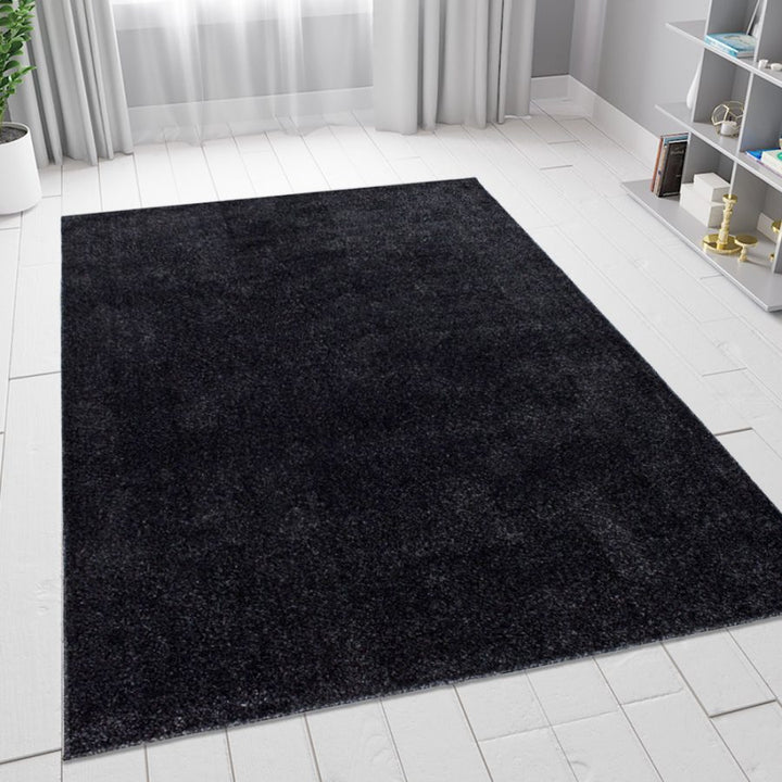 Anthracite Plain Solid Rug Anthracite - TidySpaces