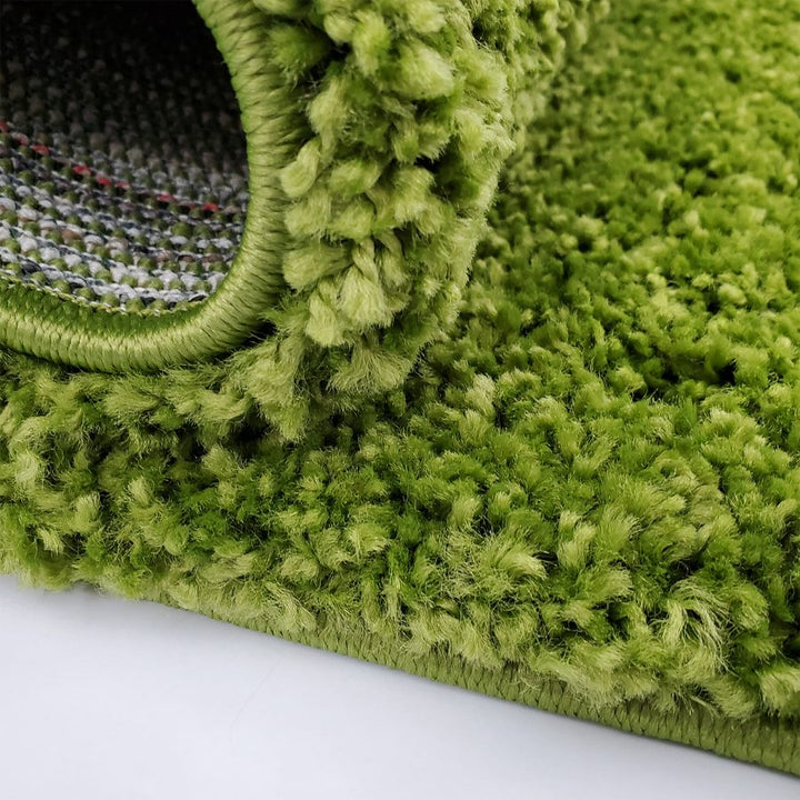 Green Fluffy Shaggy Plain - TidySpaces