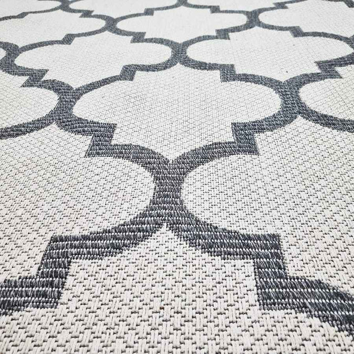 Cotton Rugs Trellis Pattern with Tassels