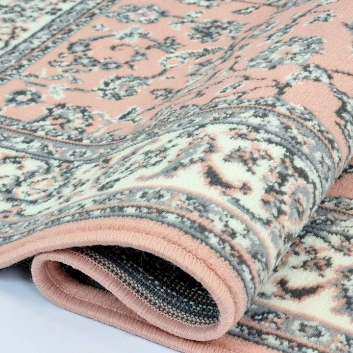 Traditional Oriental Rug Soft Carpet - TidySpaces