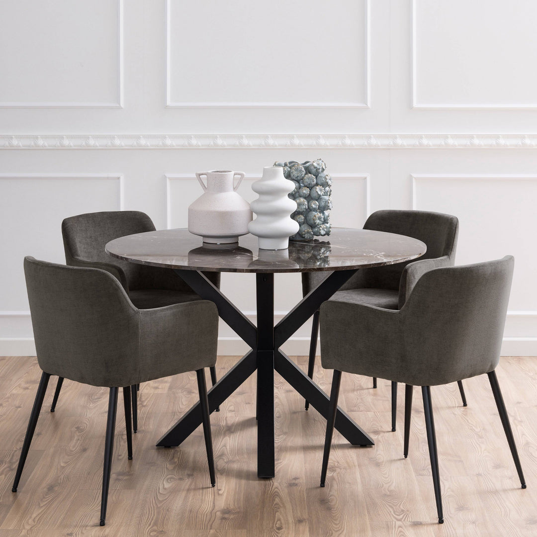 Round Dining Tables