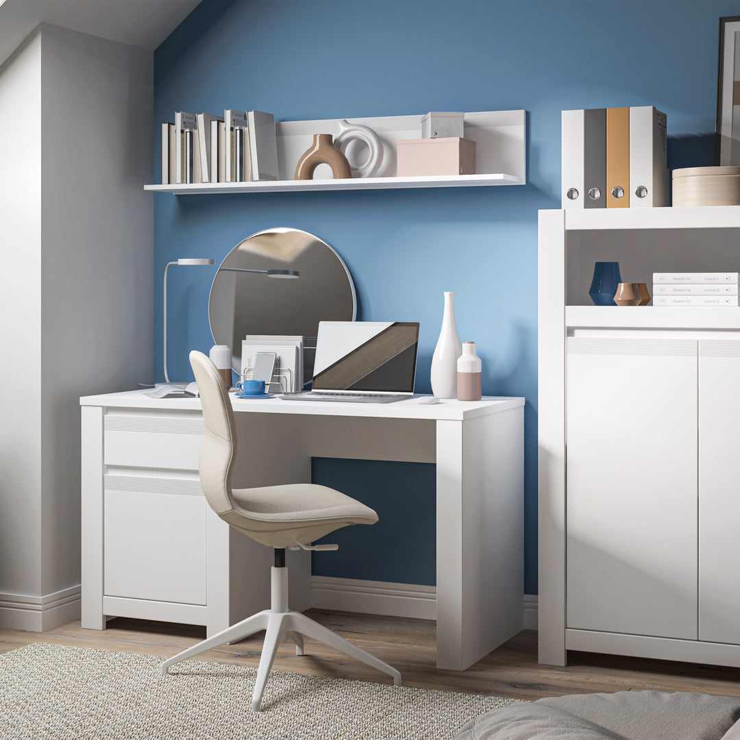 Novi Shelf in Alpine White