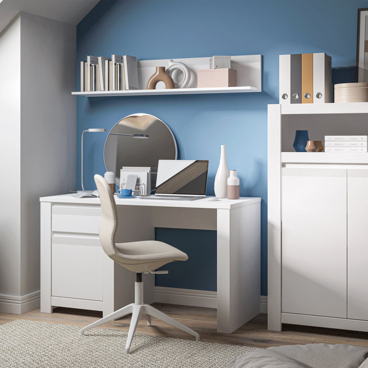 Novi Shelf in Alpine White