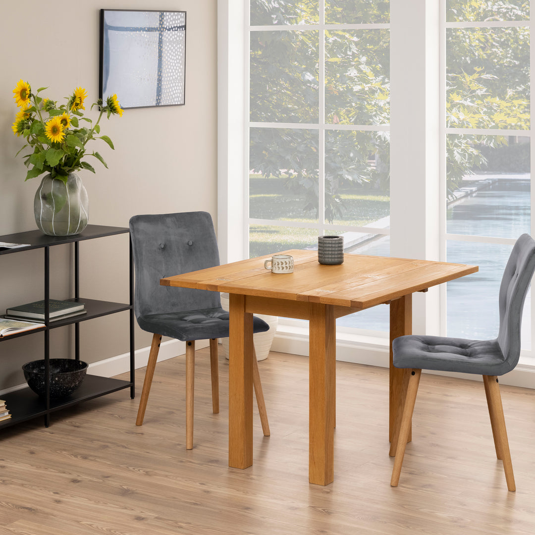 Kenley Extending Dining Table in Oak 45-90cm