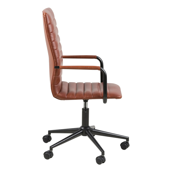 Winslow Swivel Desk Chair With Adjustable Height Function in Vintage Brandy - TidySpaces