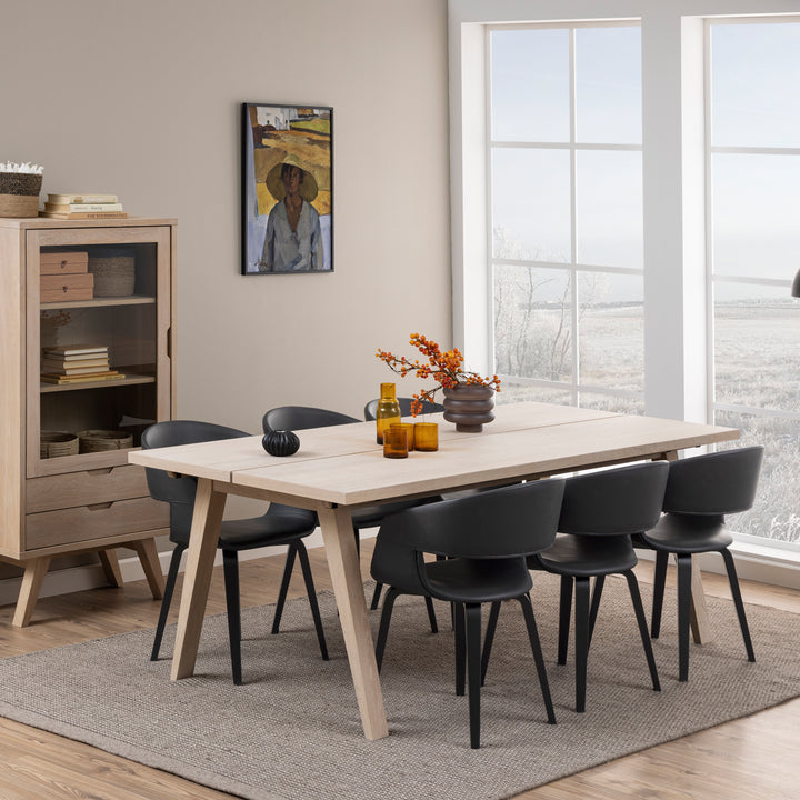 A-Line Extendable Dining Table in White Oak 200/286 x 74.6 x 95cm - TidySpaces