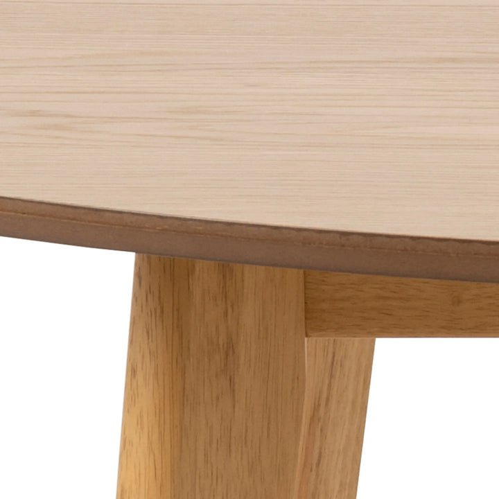 Roxby Round Dining Table in Oak 105x76cm Included 4 Roxby Dining Chairs in Oak - TidySpaces