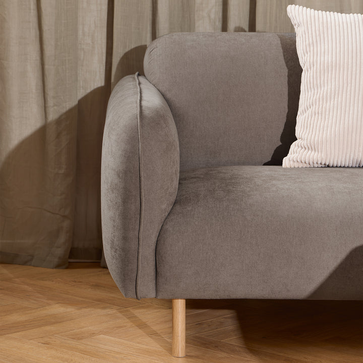 Westham 2+2-Seater Sofa in Fay Fabric Dusty Brown 21 Fabric, Base in Matt Oak