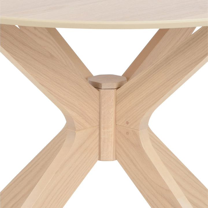 I_Duncan Round Dining Table in White Oak Included 4 Cassandra Dining Chair with Armrest in White Oak - TidySpaces