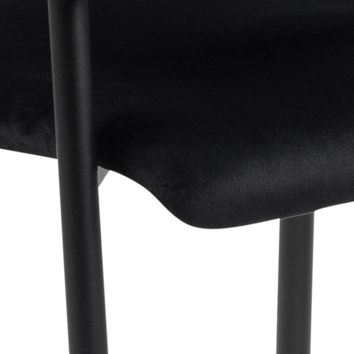 Christo Dining Table in Oak 220x75cm including 6 Lima Dining Chairs with Armrest in Black