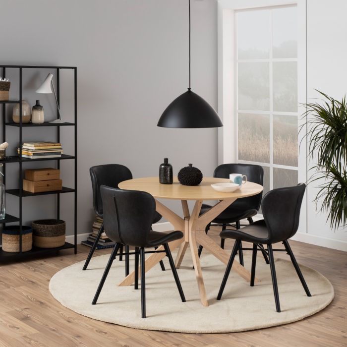 I_Duncan Round Dining Table in White Oak - TidySpaces