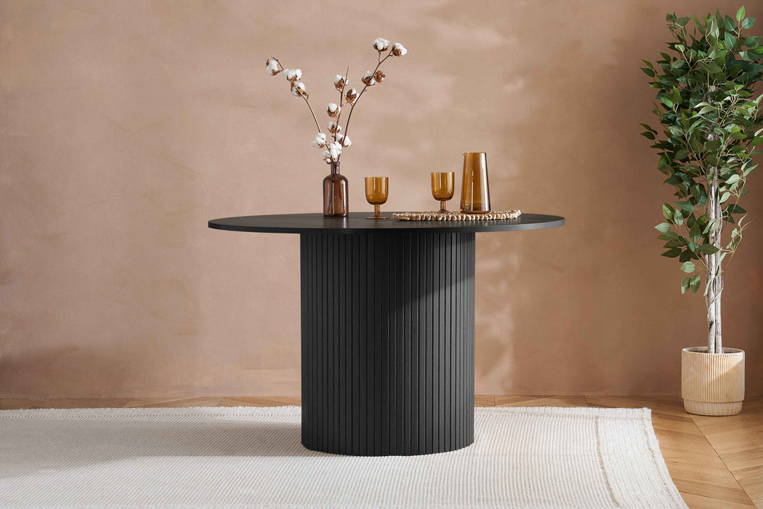 Axel Round Fluted Dining Table