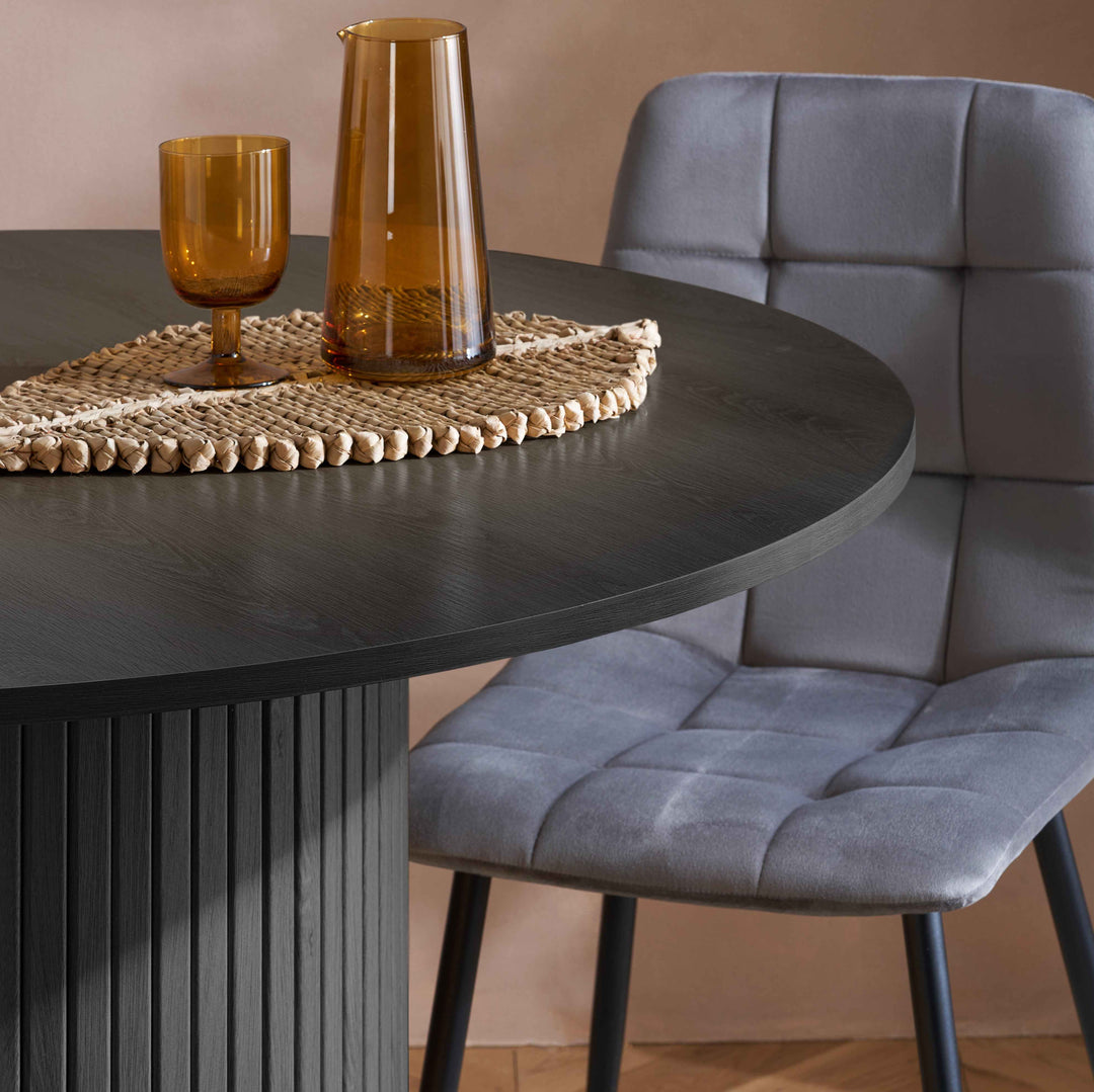 Axel Round Fluted Dining Table