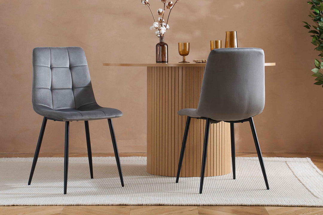 Axel Round Fluted Dining Table