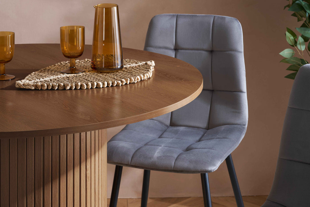 Axel Round Fluted Dining Table with Sculpted Pedestal Base and Textured Fluted Design