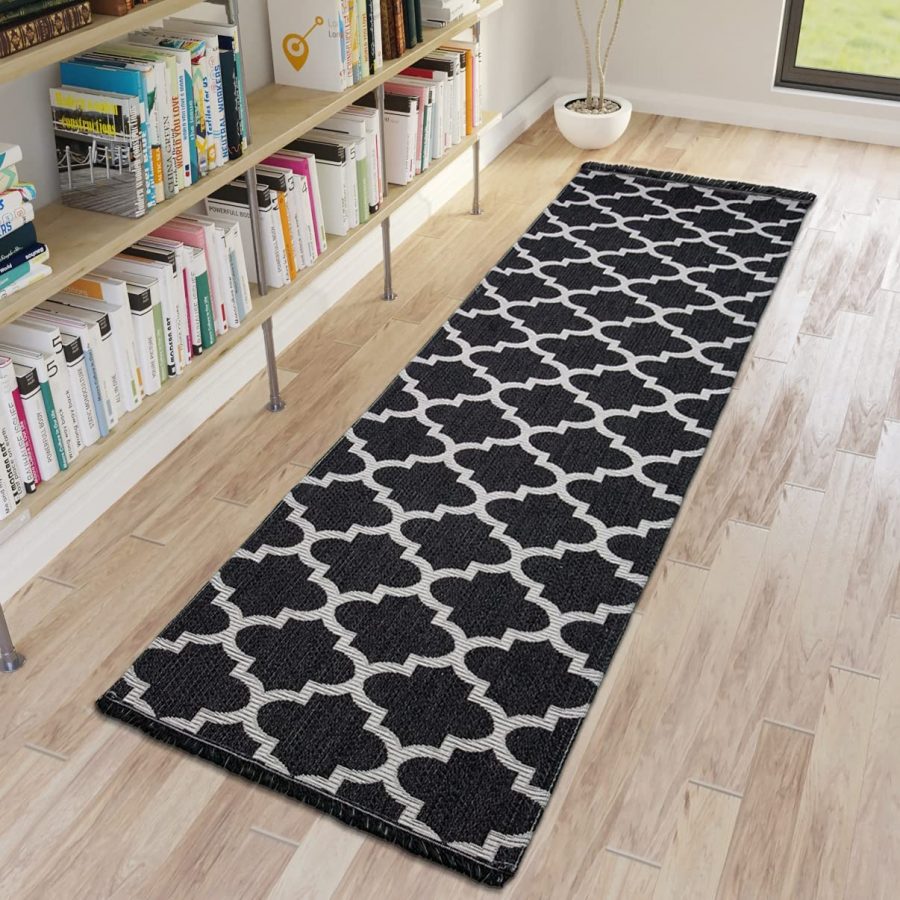 Cotton Rugs Black Trellis Pattern with Tassels