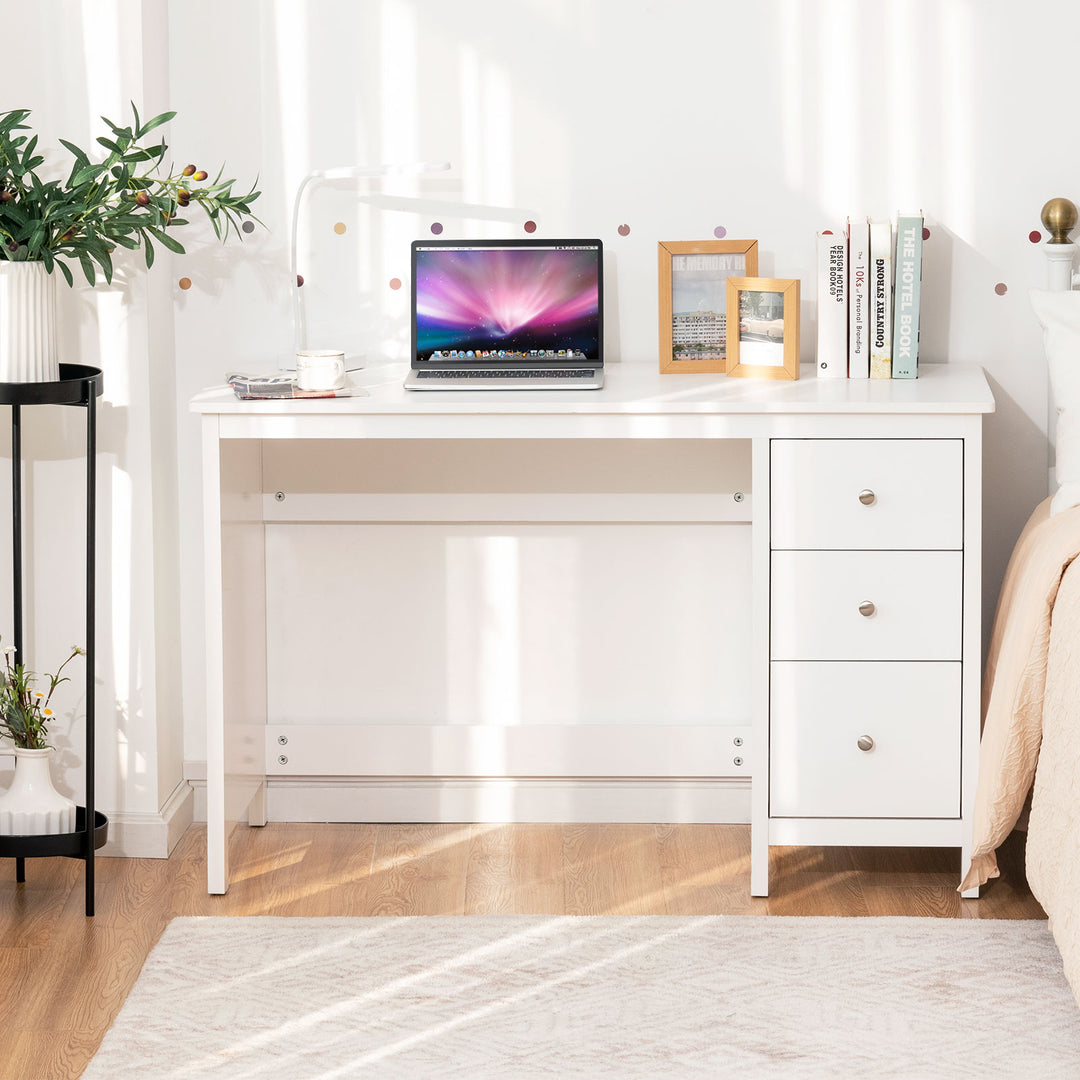 Modern Computer Desk with 3 Drawers for Home Office - TidySpaces