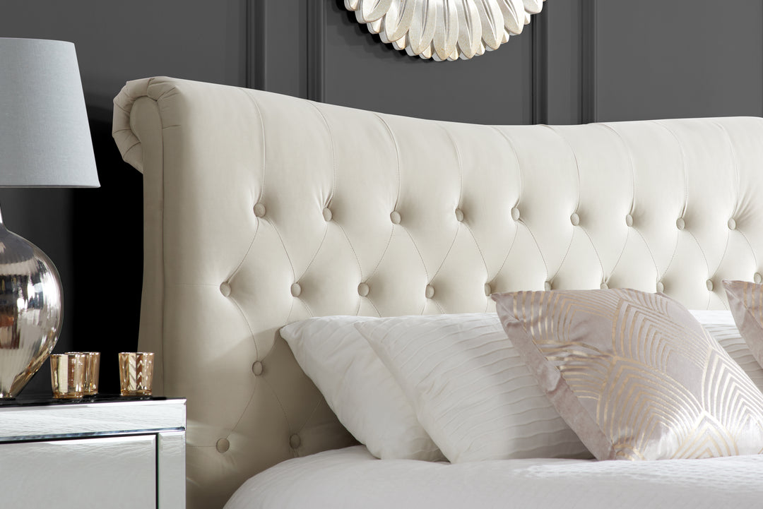 Luxurious Velvet Copenhagen Bed with Deep-Diamond Quilting for Stylish Bedrooms
