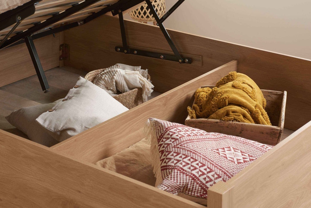 Croxley Ottoman Rattan Bed
