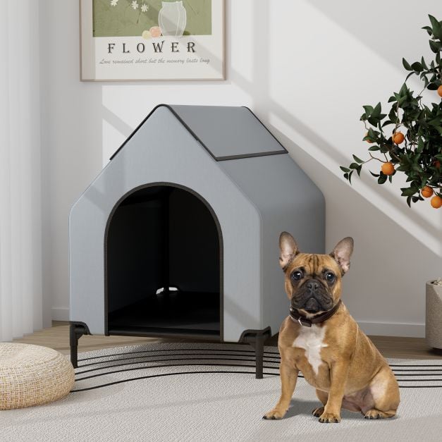 91/110/132cm Elevated Dog House Large Pet House with Ventilated Windows - TidySpaces