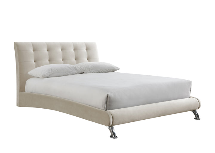 Modern Hemlock Bed with Curved Design and Chrome-Plated Feet
