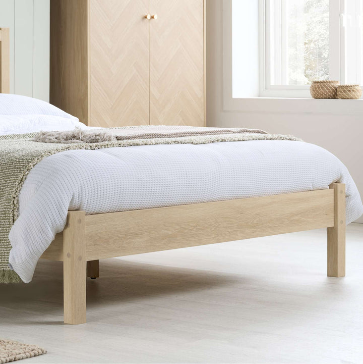 Herringford Bed with Chevron Pattern and Laminated Oak Finish for Stylish Bedrooms