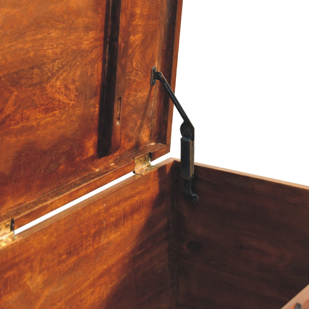 Curved Chestnut Blanket Box - TidySpaces