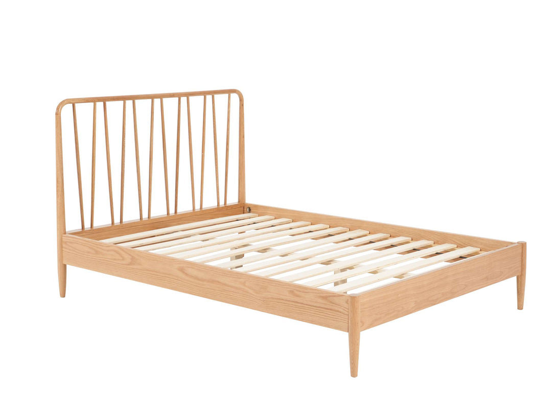 Jesper Oak Bed with Distinctive Spindled Headboard for Stylish Bedrooms