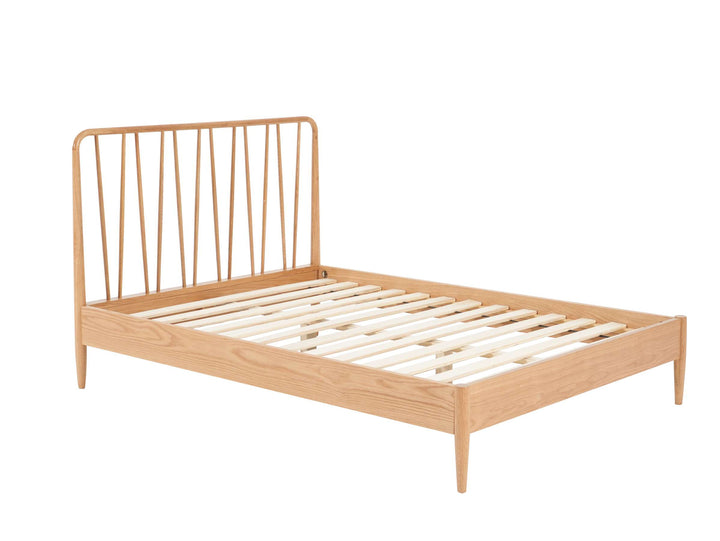 Jesper Oak Bed with Distinctive Spindled Headboard for Stylish Bedrooms