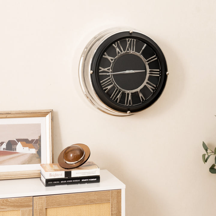 14/17.5 Inch Silent Wall Clock with Silver Frame