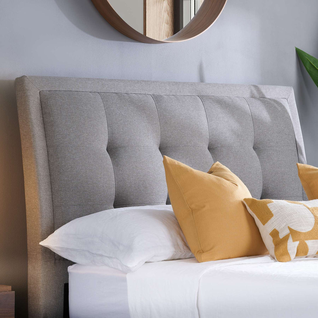 Sophisticated Shelby Bed with Storage Drawers and Deep-Buttoned Headboard