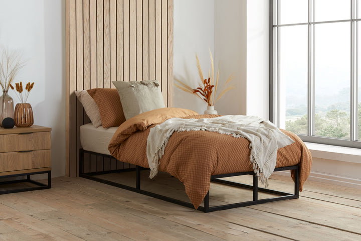 Soho Metal Platform Bed with Modern Design and Easy Assembly
