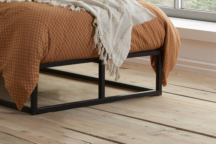 Soho Metal Platform Bed with Modern Design and Easy Assembly