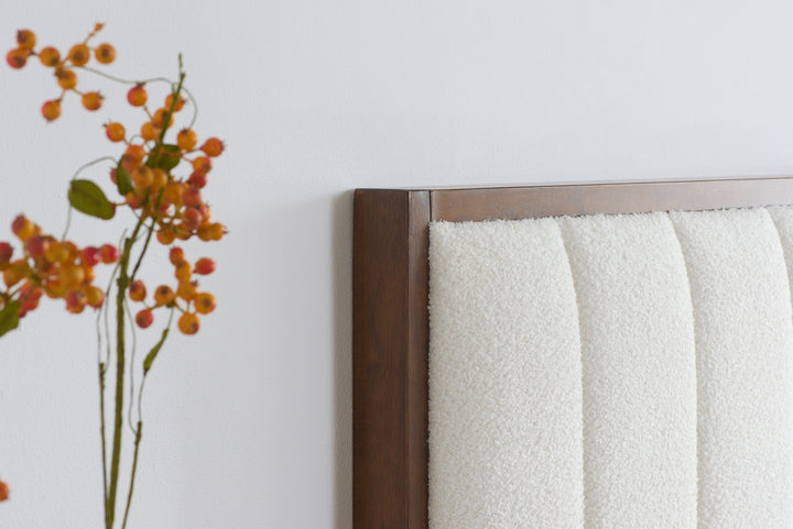 Unbranded Bed with Textured White Boucle Upholstery for Modern Elegance