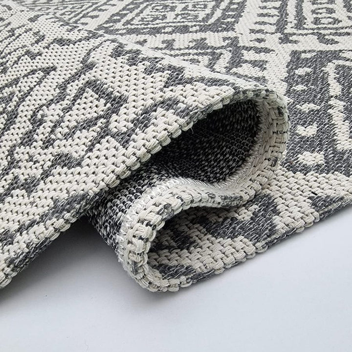 Cotton Rug Cream Aztec Grey Pattern with Tassels - TidySpaces