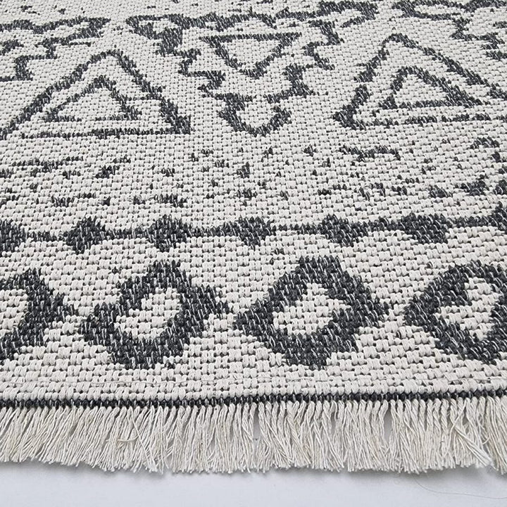 Cotton Rug Cream Aztec Grey Pattern with Tassels - TidySpaces