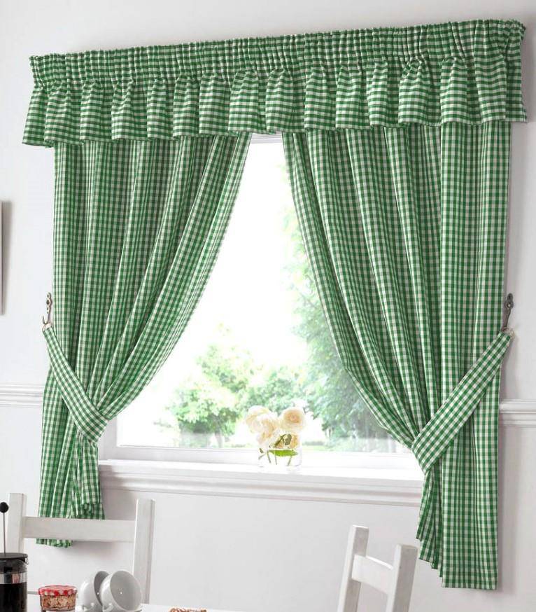 Gingham Curtains - TidySpaces