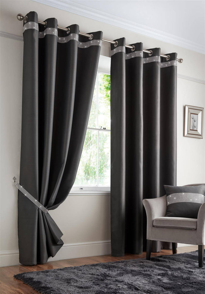 Palace (Ring Top Curtains) - TidySpaces