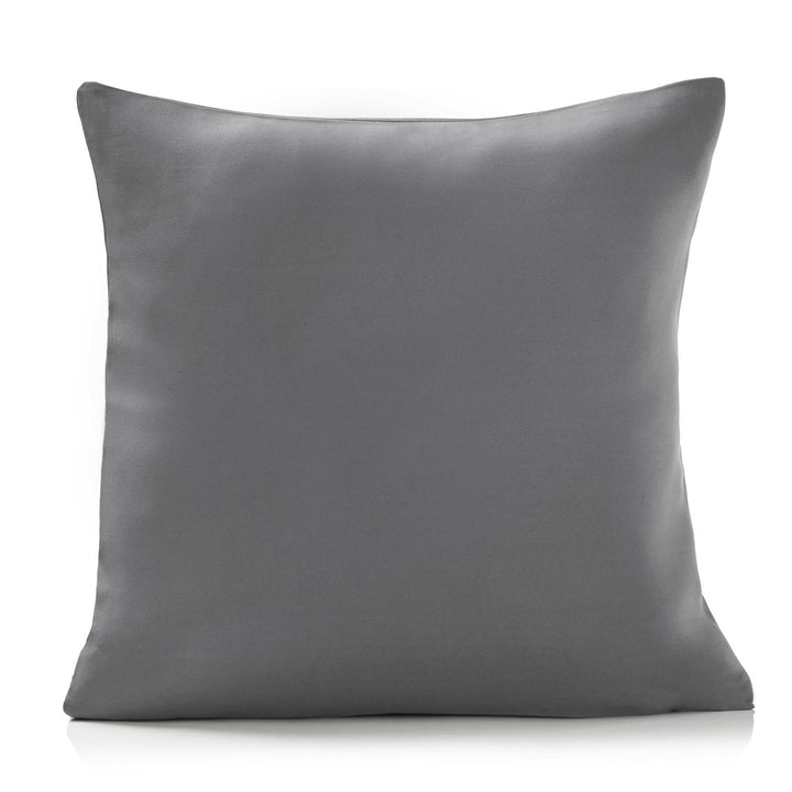 Blackout 18" (Cushion) - TidySpaces