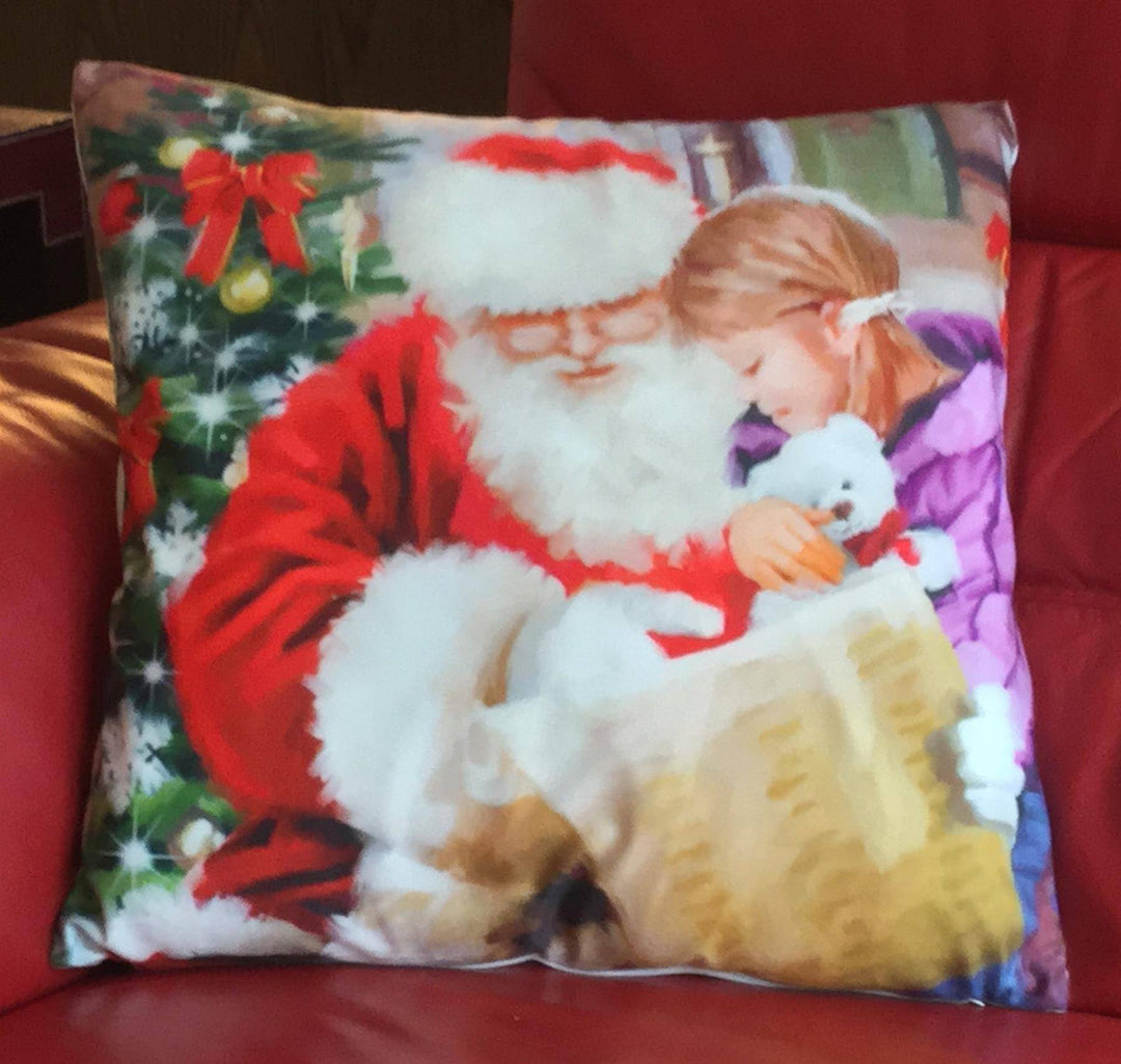 Chr504 - Santa/Child 18" x 18" (Cushion Cover) - TidySpaces