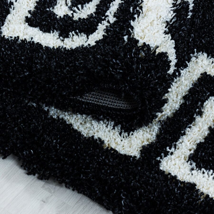 Black and White Fluffy Shaggy Rug Greek Key - TidySpaces