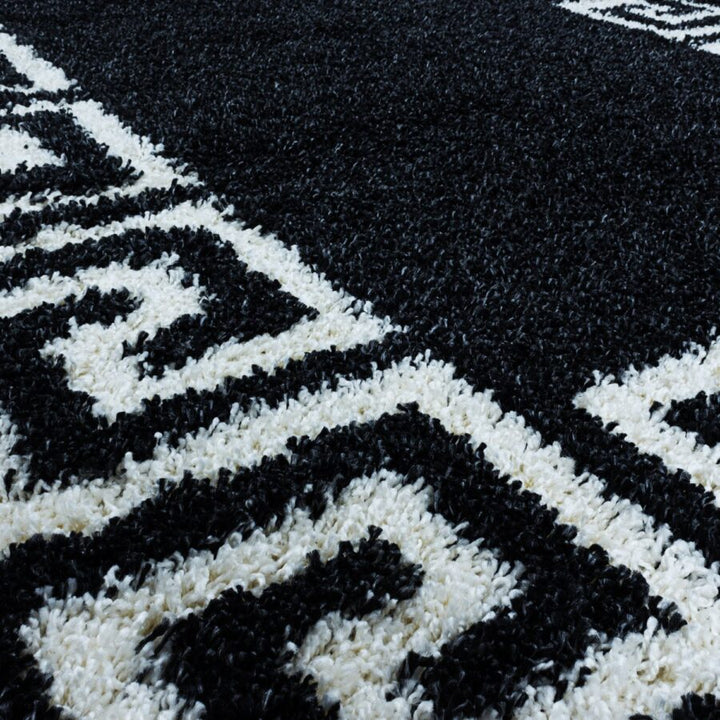 Black and White Fluffy Shaggy Rug Greek Key - TidySpaces