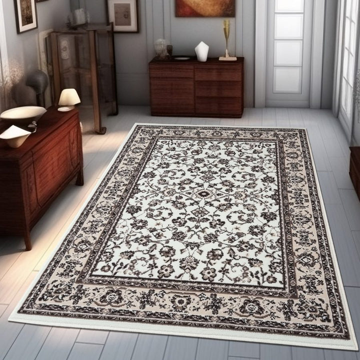 Traditional Oriental Rug Cream Soft Carpet