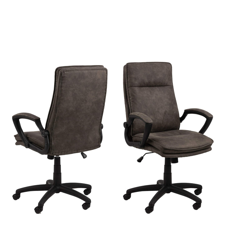 Brad Swiverl Desk chair with Armrest in Black - TidySpaces