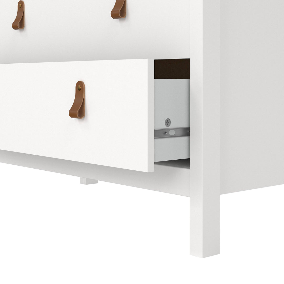 Barcelona Chest 3 drawers in White - TidySpaces