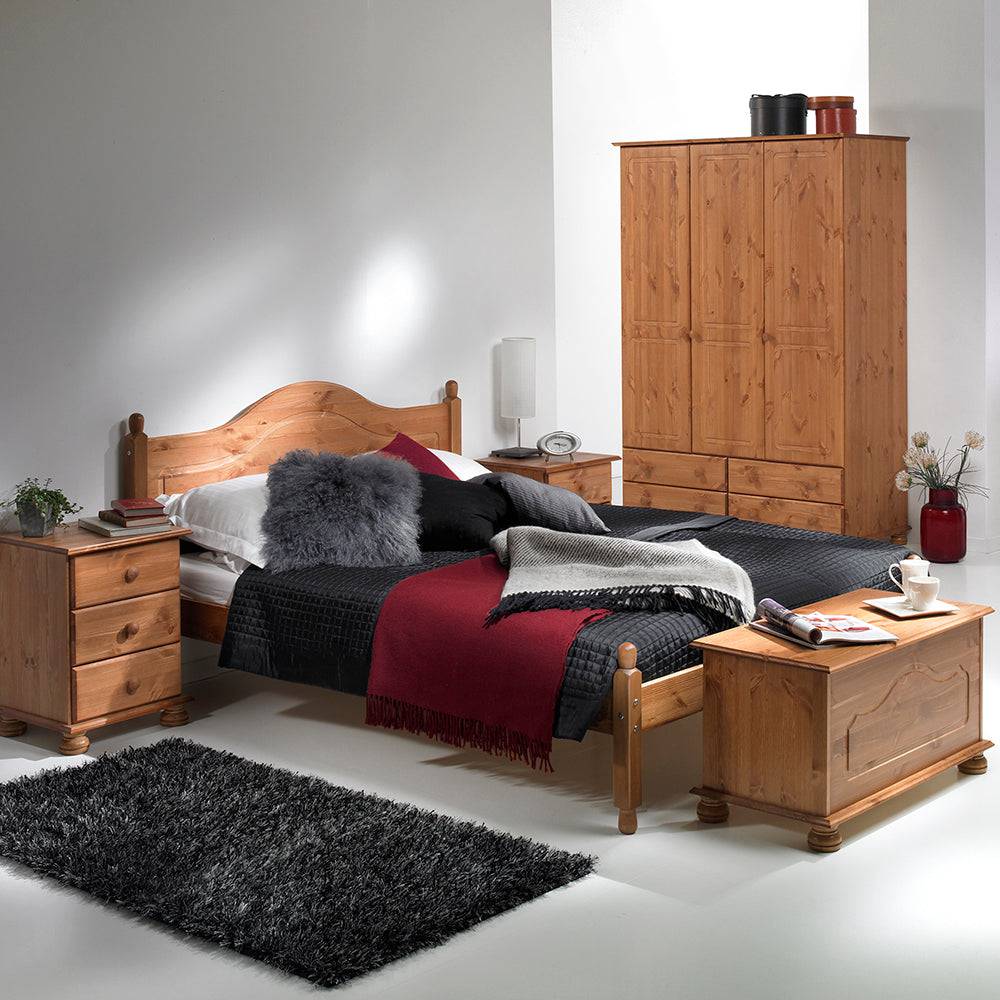 Copenhagen 3 Drawer Bedside in Pine - TidySpaces