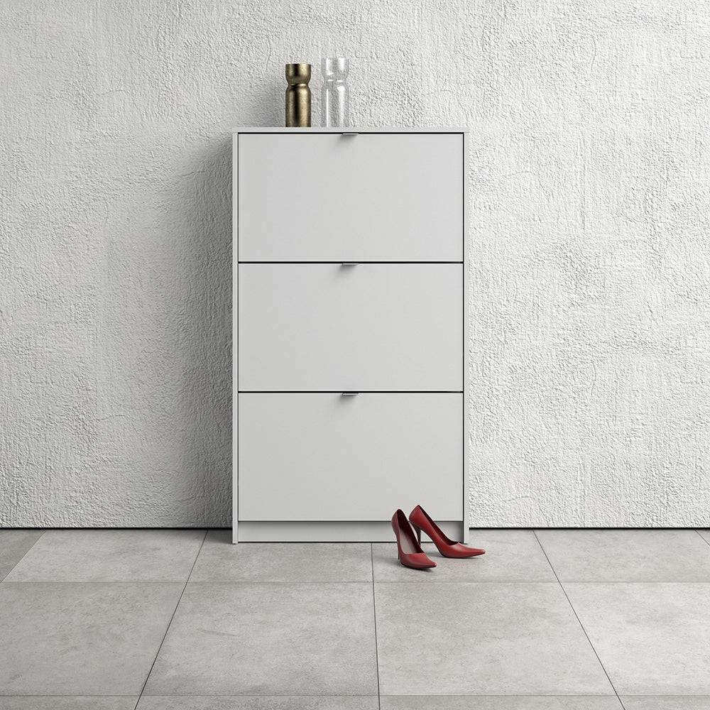 Shoes Shoe cabinet  w. 3 tilting doors and 1 layer White - TidySpaces