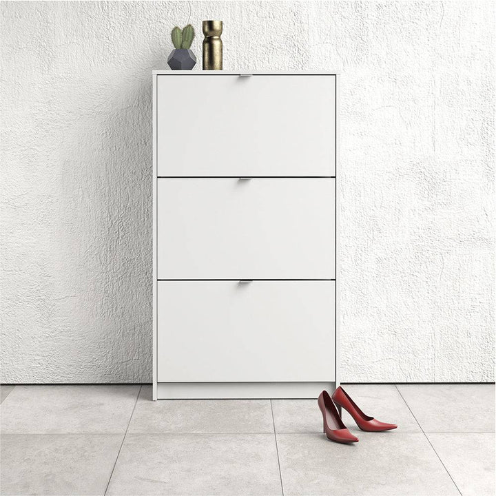 Shoes Shoe cabinet w. 3 tilting doors and 2 layers in White - TidySpaces