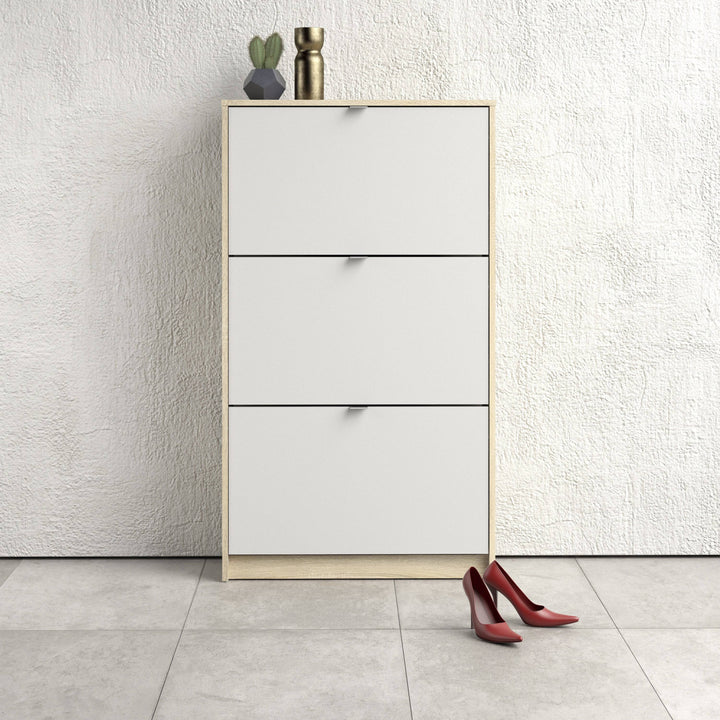 Shoes Shoe cabinet w. 3 tilting doors and 2 layers Oak structure White - TidySpaces